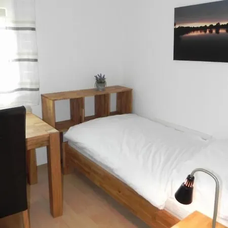 Freistehendes In 2-reihe Am By Interhome *