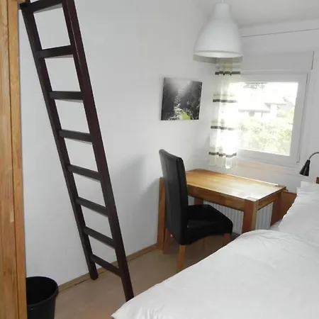 Freistehendes In 2-reihe Am By Interhome *