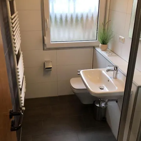 Freistehendes In 2-reihe Am By Interhome * Grosswurden